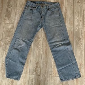 Men’s Levi’s 569 jeans